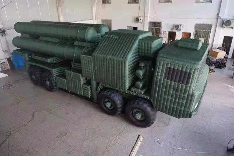吐鲁番仿真导弹车
